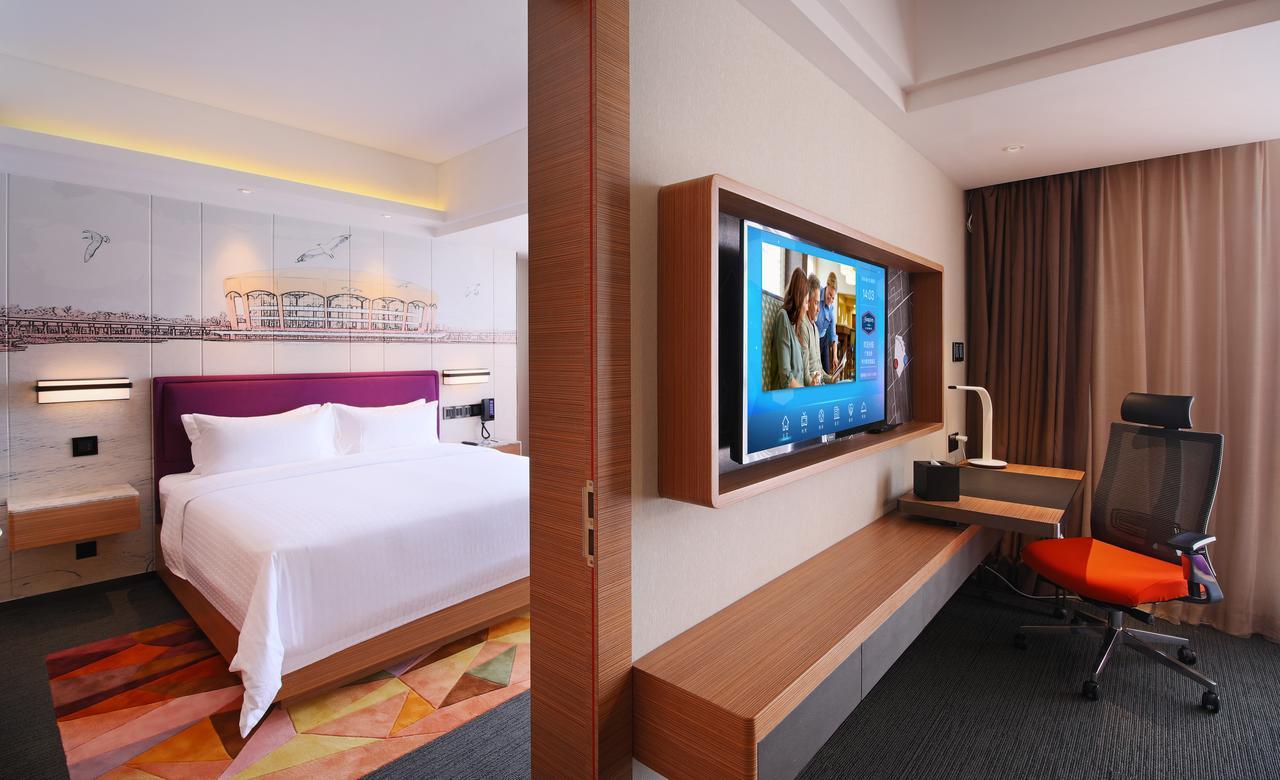 Hampton By Hilton Бейхай Екстериор снимка