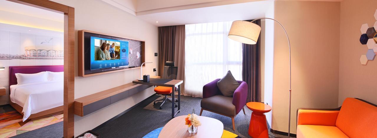 Hampton By Hilton Бейхай Екстериор снимка